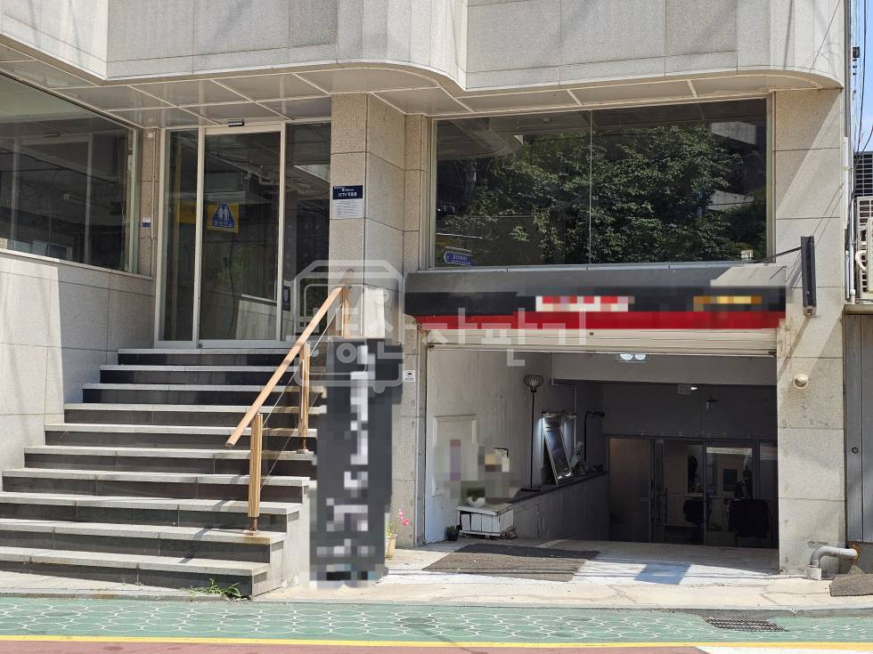 서울 강남구 청담동 무권리, 강남구청역 1분, 초역세권, 지하 1층 임대 월세 매물번호 32736 사진 7