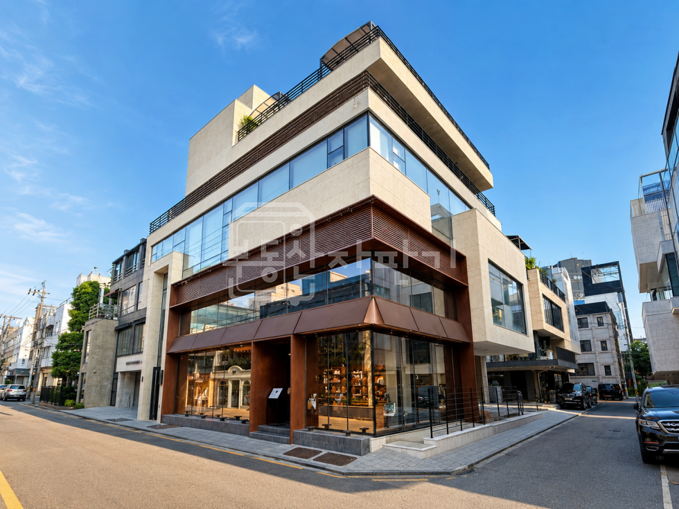 서울 강남구 신사동 테라스, 압구정로데오 카페거리, 3층 임대 월세 매물번호 34569 사진 1