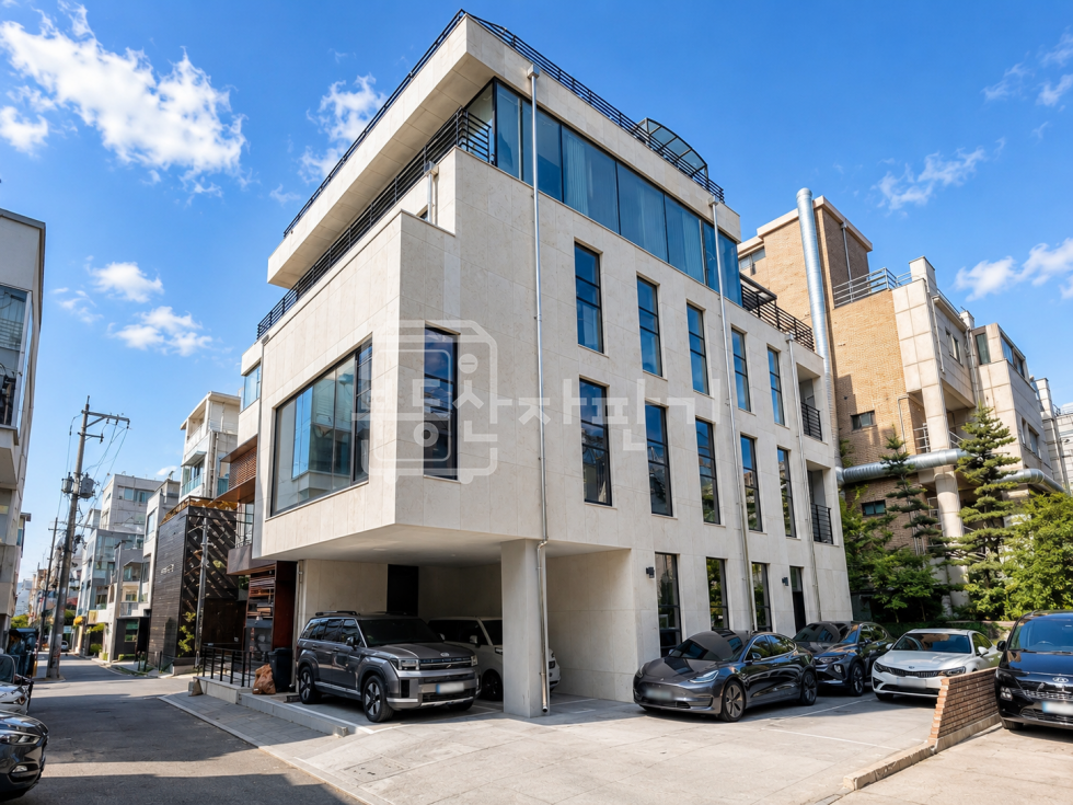 서울 강남구 신사동 테라스, 압구정로데오 카페거리, 3층 임대 월세 매물번호 34569 사진 2