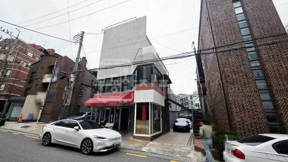 서울 강남구 신사동 무권리, 압구정역 8분, 역세권, 임대 월세 매물번호 32791 사진 1
