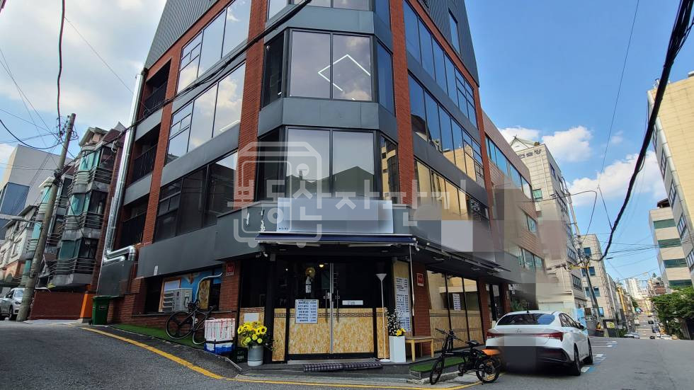 서울 강남구 역삼동 뱅뱅사거리 근방, 오피스상권, 1층상가 월세 매물번호 35849 사진 1