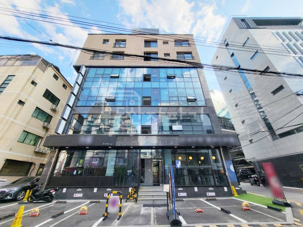 서울 강남구 역삼동 무권리, 선릉역 도보9분, 더블역세권, 지하1층 임대 월세 매물번호 27647 사진 1