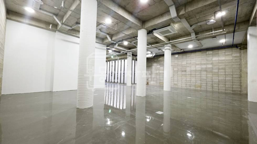 서울 강남구 역삼동 무권리,역삼역 7분, 코너건물, 지하1층 임대 월세 매물번호 29603 사진 3