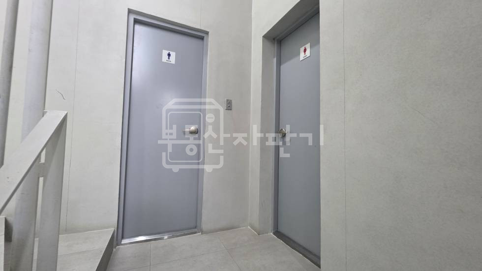 서울 강남구 역삼동 무권리,역삼역 7분, 코너건물, 지하1층 임대 월세 매물번호 29603 사진 5
