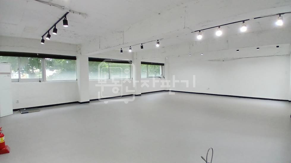 서울 강남구 대치동 무권리, 휘문고등학교 인근, 2층 임대 월세 매물번호 35707 사진 1