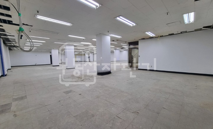 서울 강남구 역삼동 무권리,역세권, 역삼역 8분, 지하 1층 임대 월세 매물번호 36510 사진 3